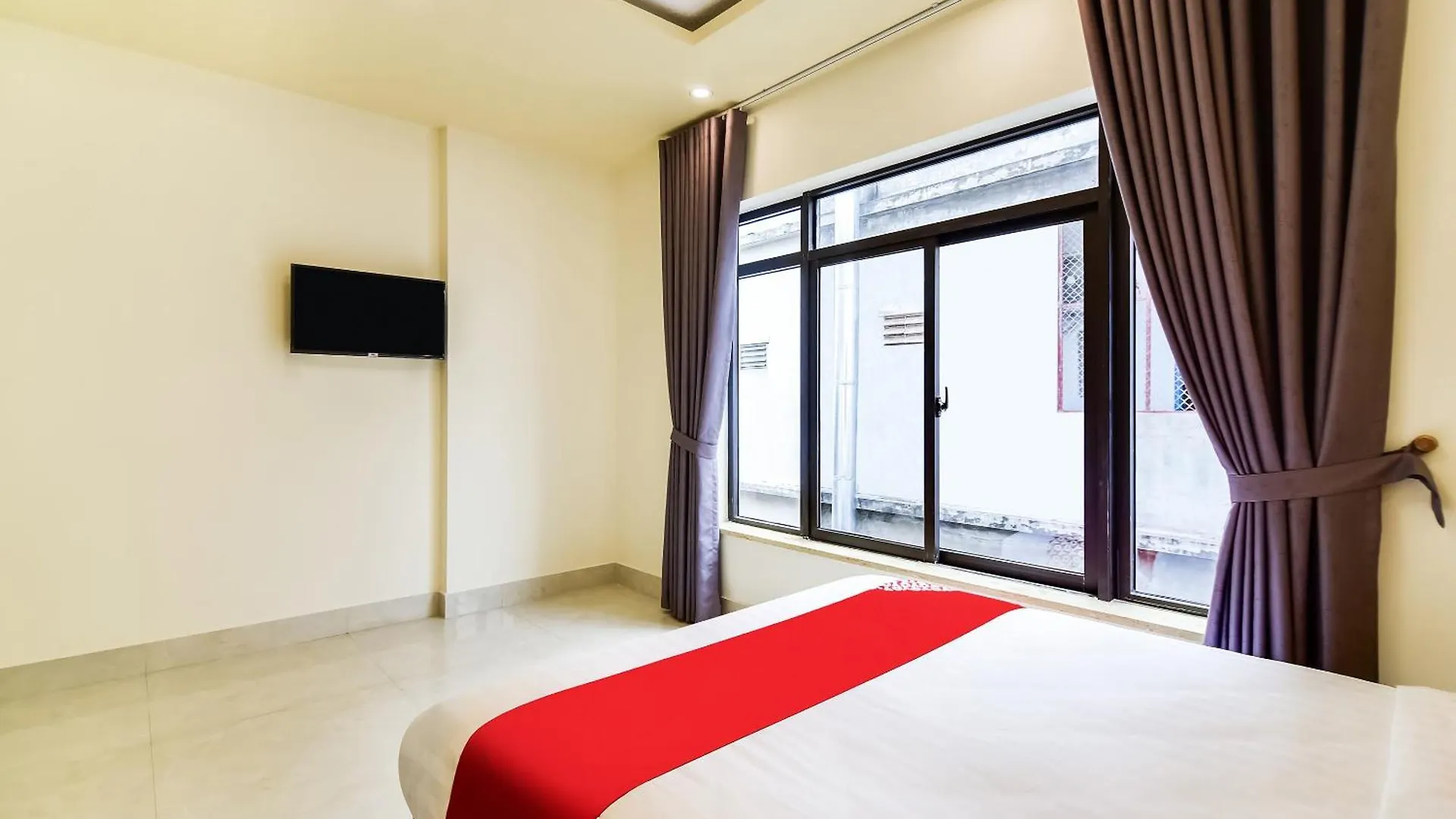 Oyo 805 Pegasus Homestay Da Nang Hotel